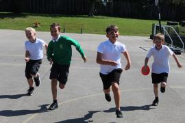 Sport-Y4-Boys-running-3